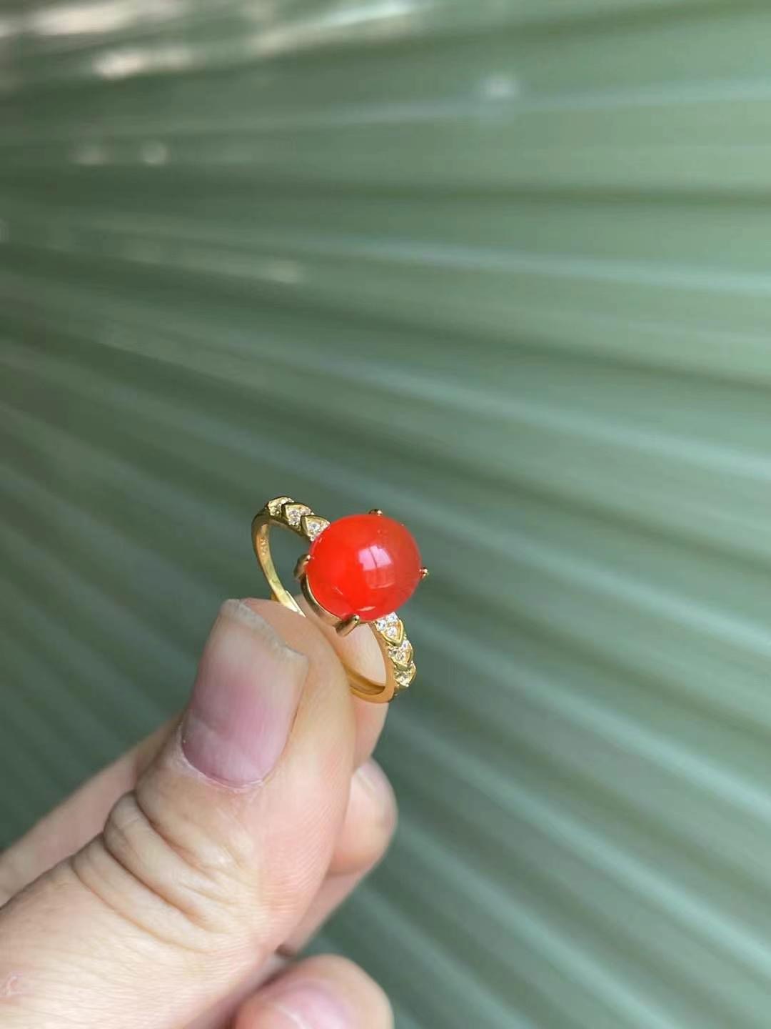 南红玛瑙原矿无胶无裂无烤色九口料柿子红戒指