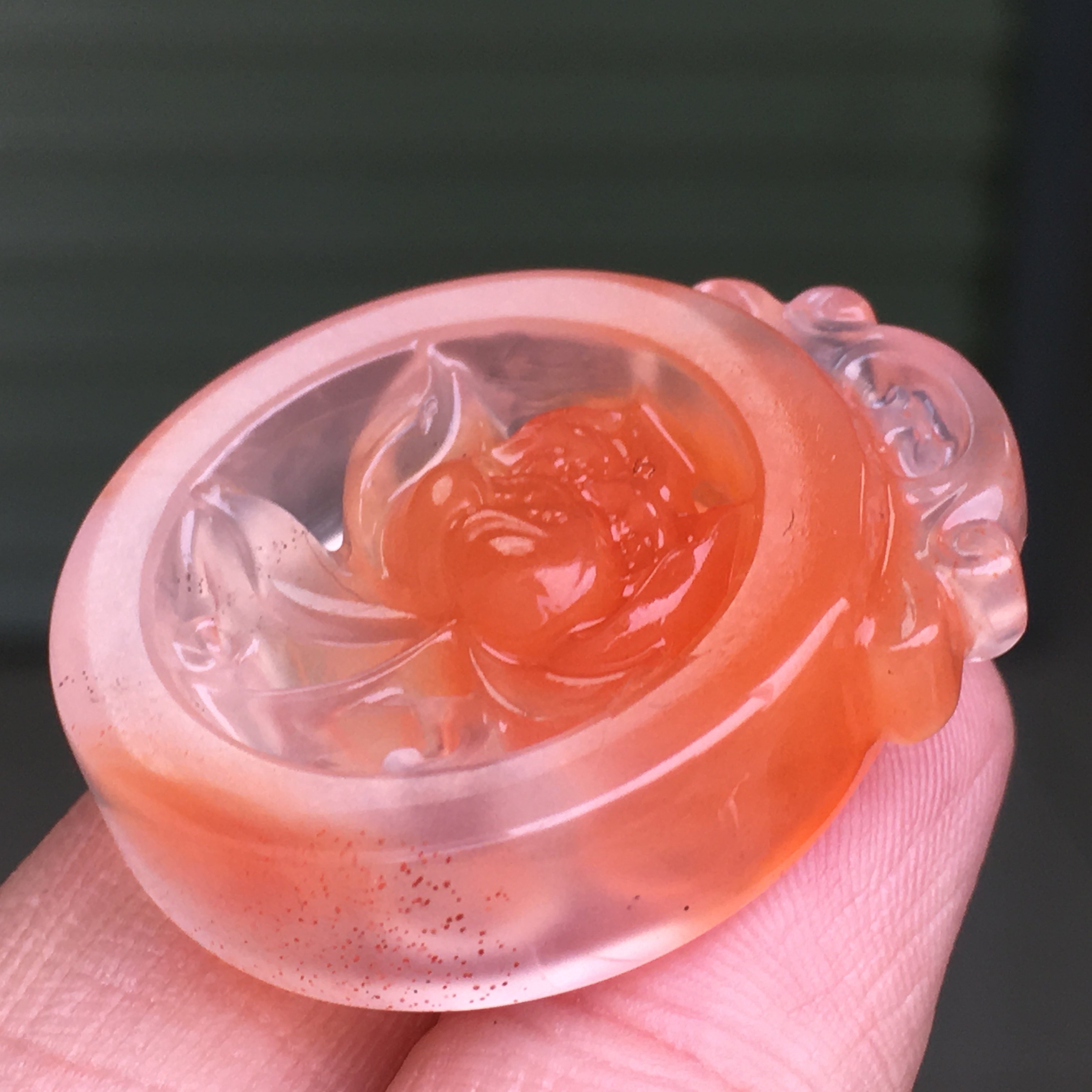 南红玛瑙吊坠柿子红吊坠18k金镶嵌吊坠