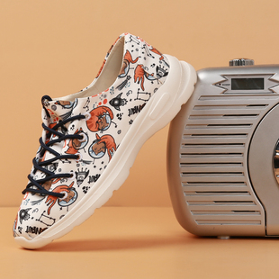 汤姆斯女鞋 女舒适厚底百搭休闲卡通涂鸦单鞋 春季 帆布鞋 新款 Tt&Mm