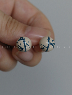 颜大玖《小豆子·竹》原创大漆手绘竹纹新中式耳钉-手作木胎漆器