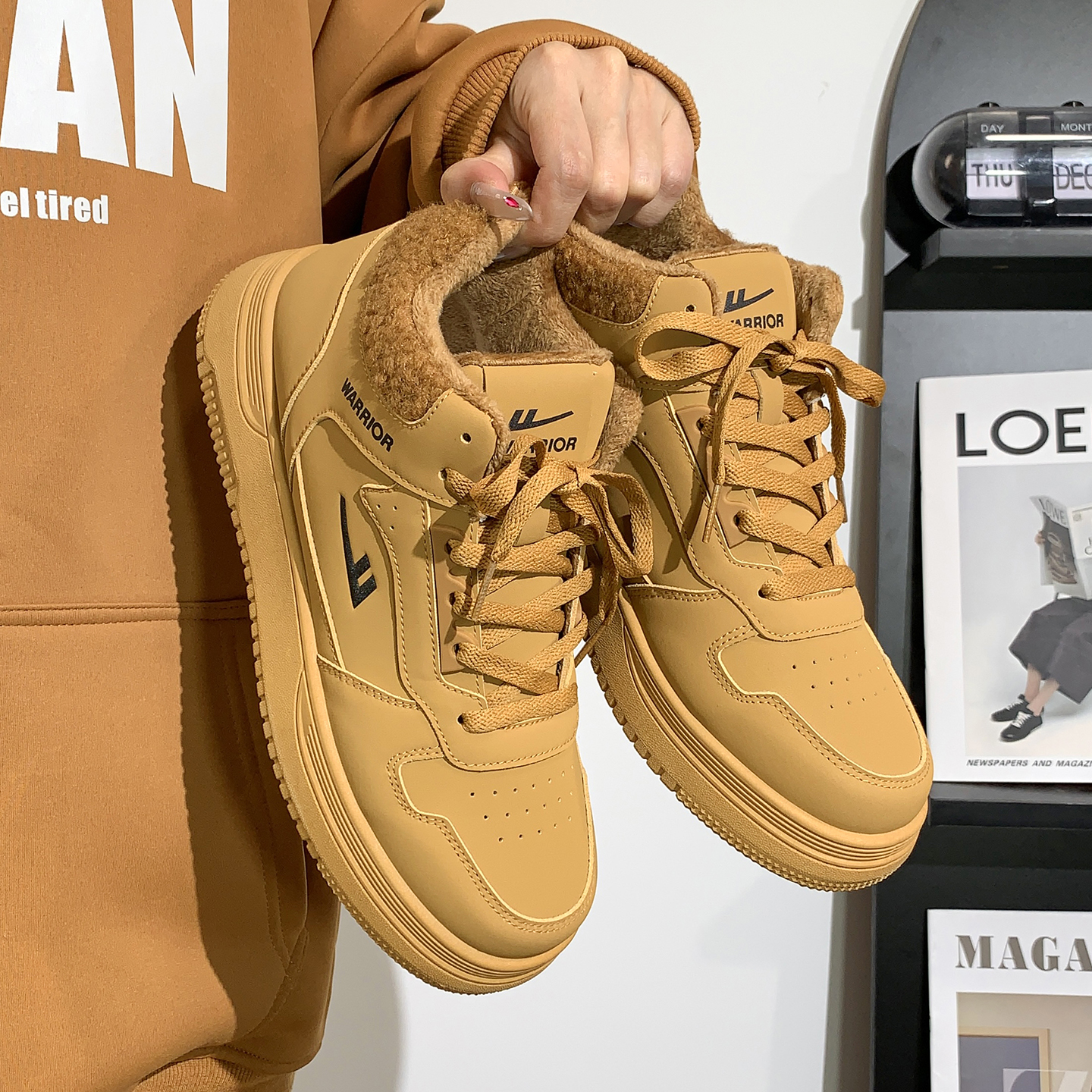 回力男鞋加绒复古小白鞋