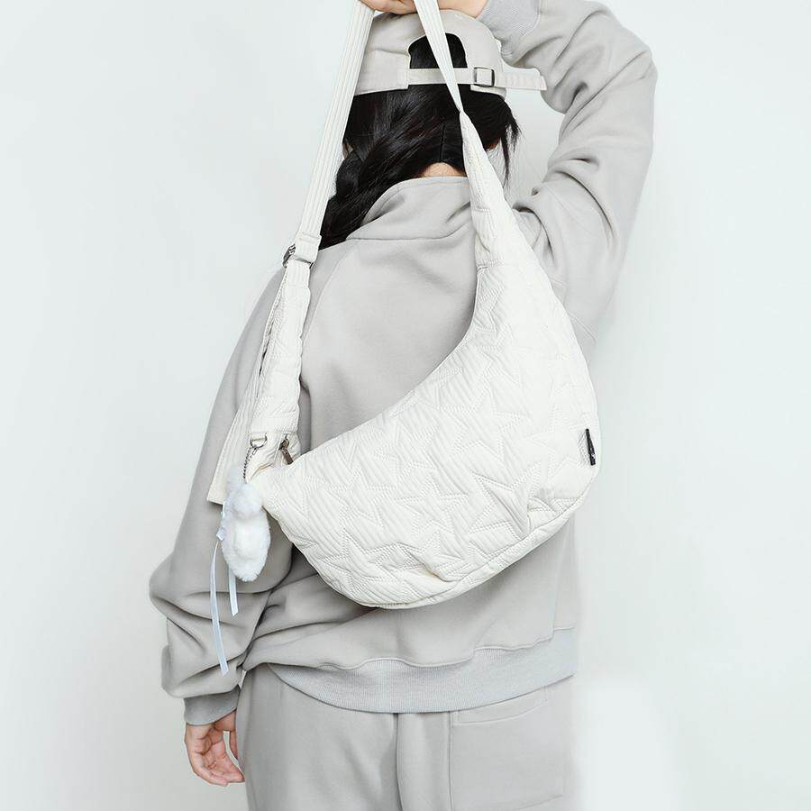 2024秋冬新款韩版羽绒绣花棉服包小众充棉包时尚潮流斜挎饺子包