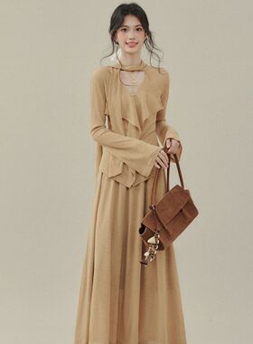 巨好看的两件套秋季飘带上衣长袖T恤女新款半身裙两件套装