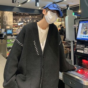 709-MY27-P95单人港风宽松复古V领开衫坎线百搭休闲毛衣,深黑卫衣搭配图片