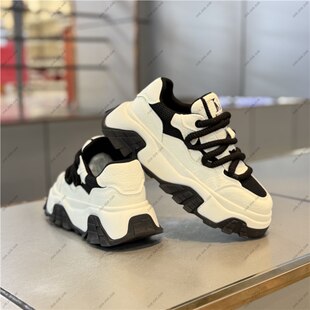 透气百搭舒适阿甘鞋 超火时尚 男 拼色皮面厚底板鞋 新款 男鞋 2026春季