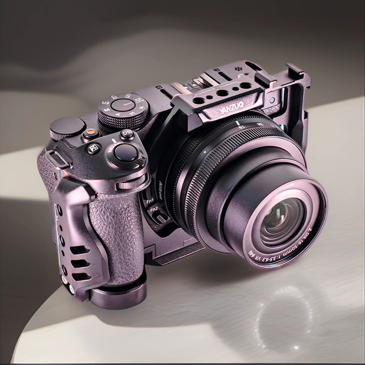 颜左 适用于尼康z30相机兔笼稳定器竖拍快装板NikonZ30金属保护