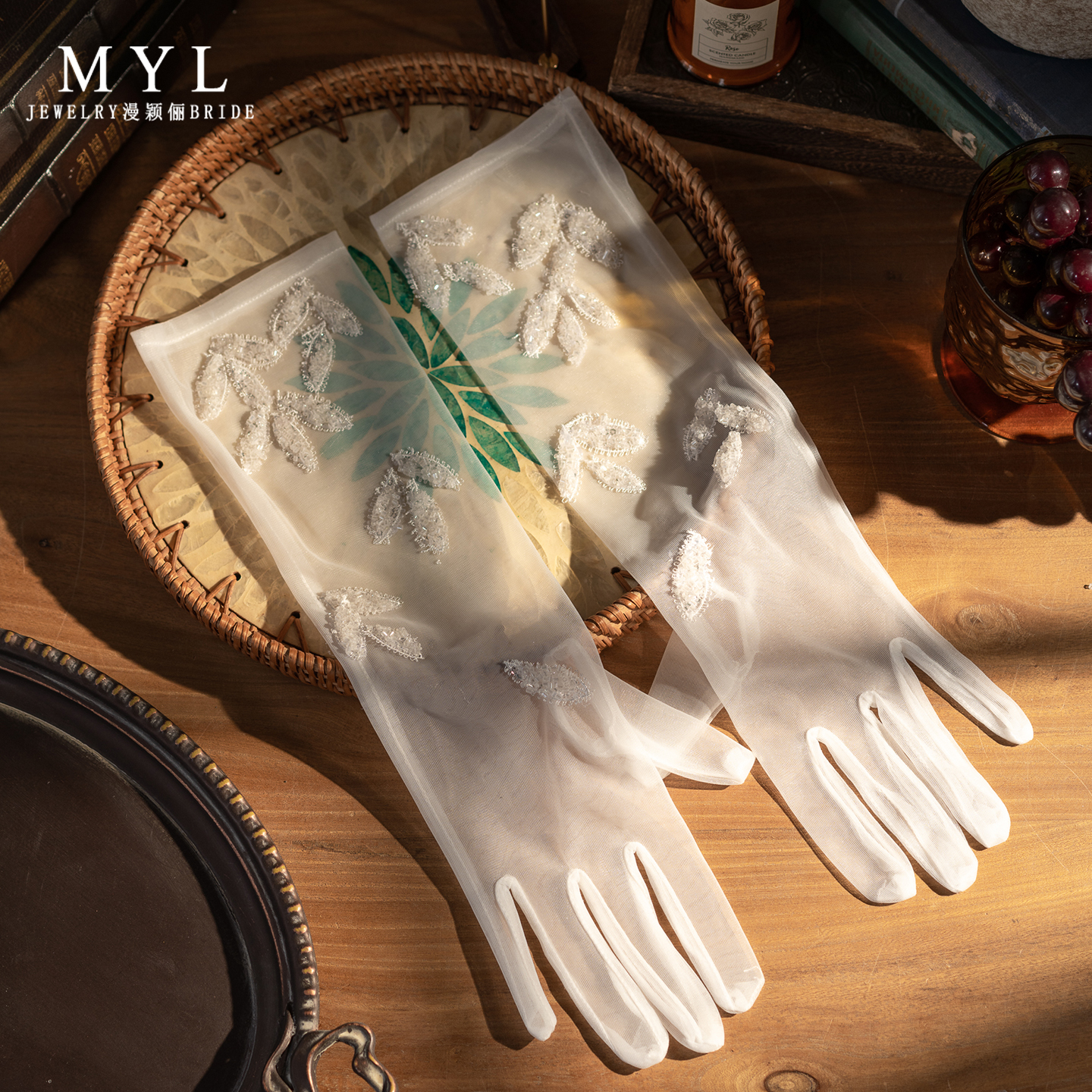 原创新品手作复古花瓣长款蕾丝手套新娘结婚礼服婚纱晨袍造型饰品