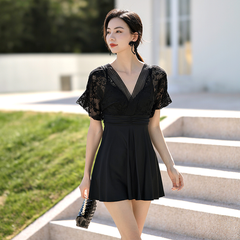 泳衣女款2025新款高级感遮肚显瘦保守遮肉大码胖mm微胖女孩泡温泉