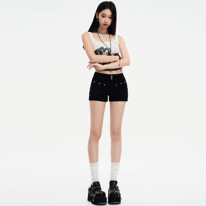 美式黑色牛仔短裤女2025新款夏季低腰弹力包臀柳钉性感辣妹热裤子