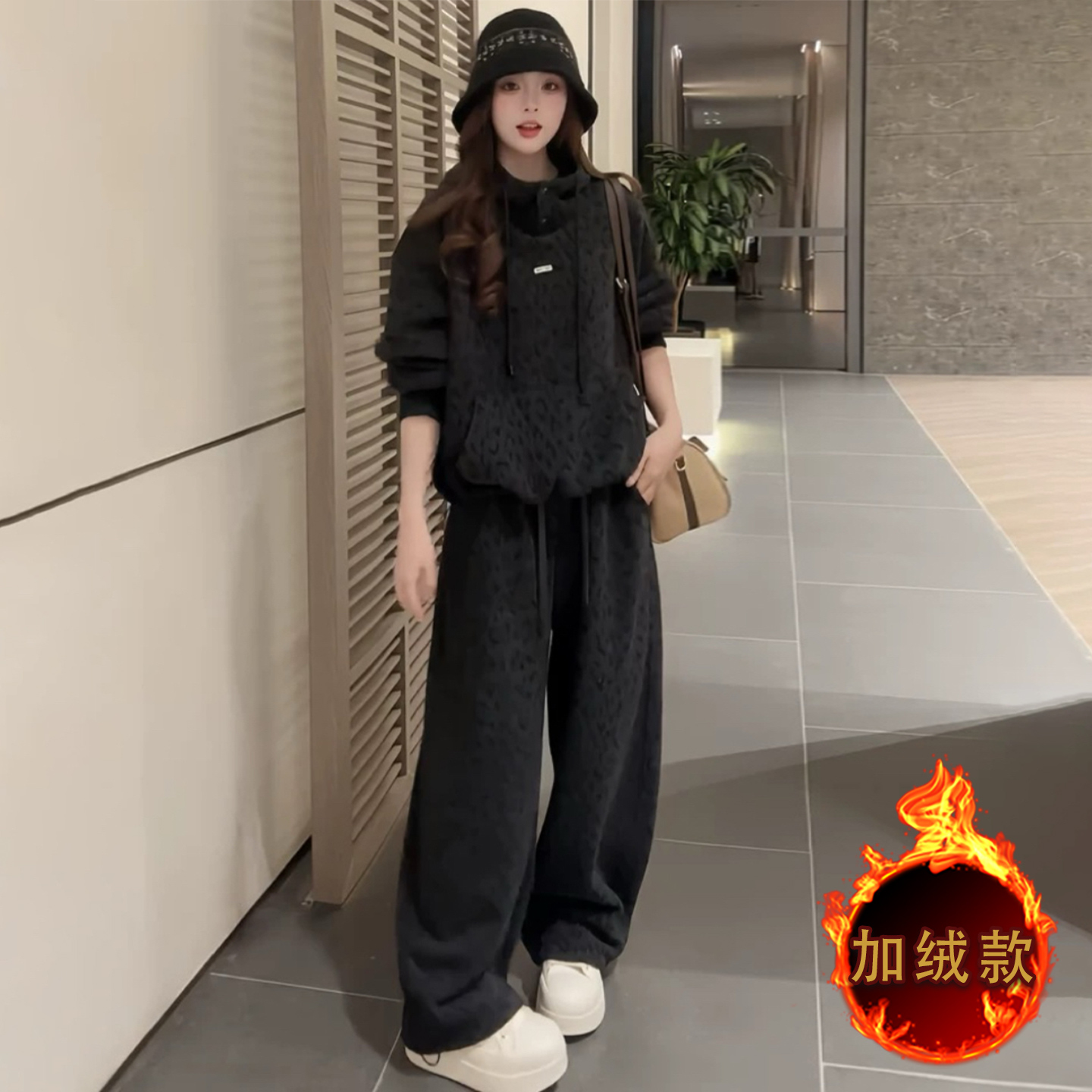 韩版休闲运动时尚套装女秋冬新款豹纹连帽松紧腰卫衣直筒裤两件套