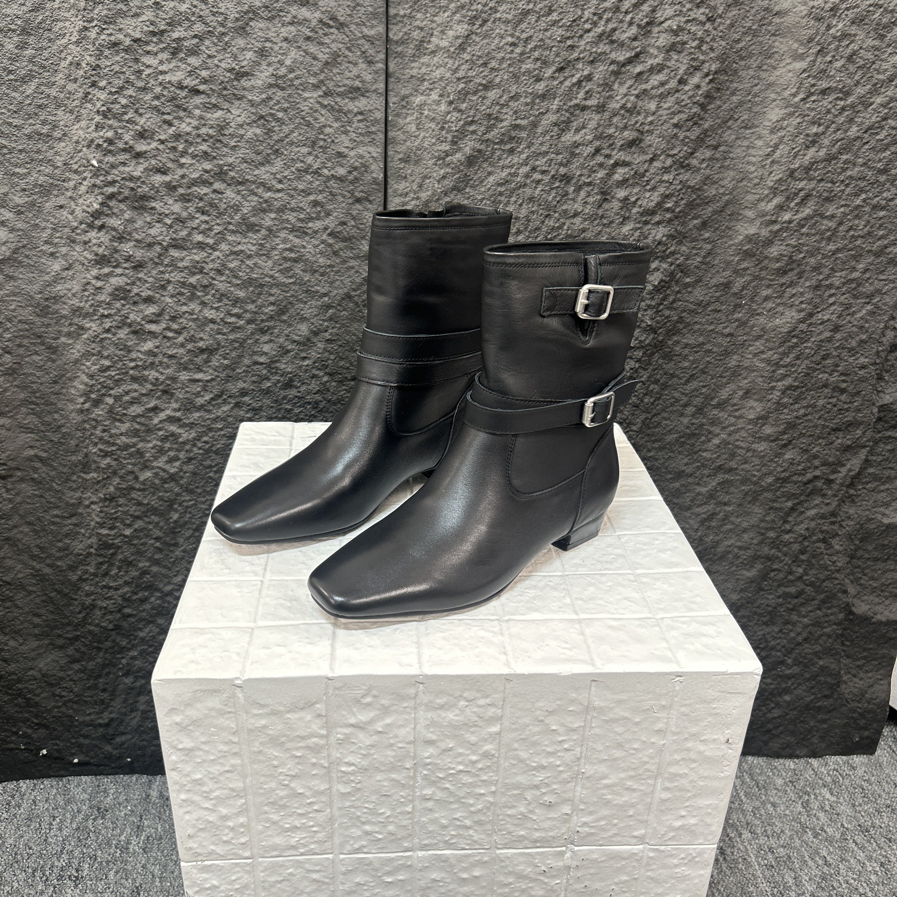 【撤柜断码】牛皮轻奢经典百搭方头短靴女鞋时尚秋冬靴子1502,女鞋,时装靴,淘宝优惠券,粉丝福利购,淘宝优惠卷