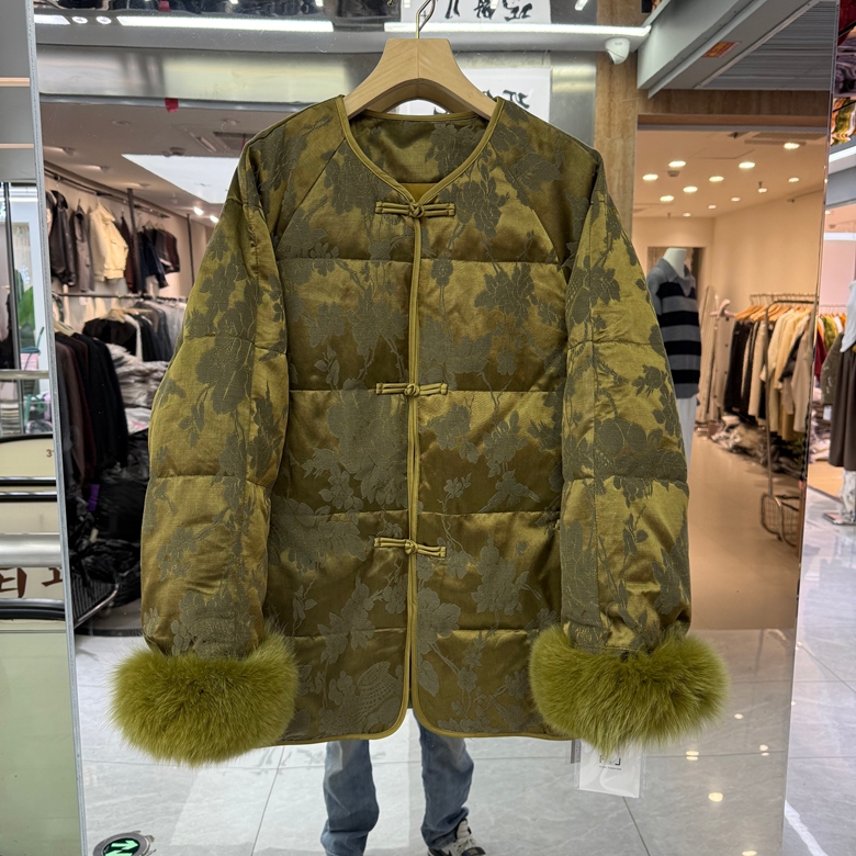 2025年冬装新款时尚新中式羽绒服