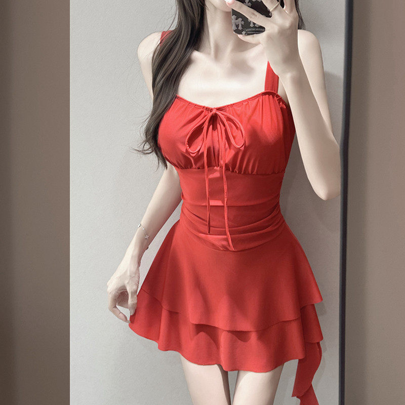 泳衣女裙式连体保守遮肚显瘦韩版ins超仙少女小胸聚拢高级感泳装