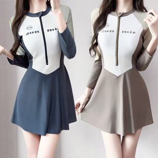 泳装 温泉度假学生少女大码 连体平角保守显瘦裙式 运动游泳衣女长袖