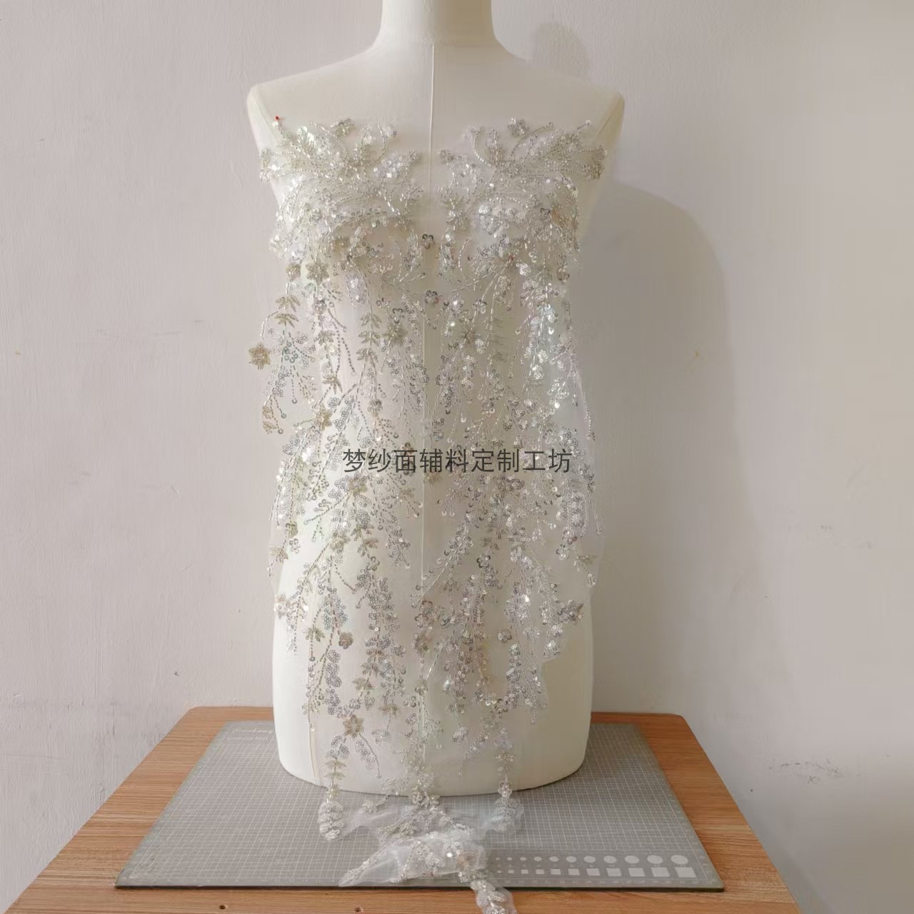 重工银珠管片花贴 新娘婚纱礼服前胸后背刺绣布贴 DIY 新品上市