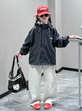 女童冲锋衣外套加绒秋冬款2025新款儿童装加厚潮连帽防风保暖上衣