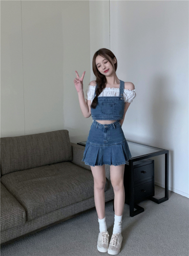 Real price lace one shoulder doll shirt + denim strap Pleated Skirt Set