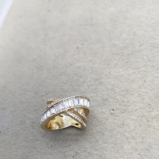 37满29元 镶嵌满钻戒指 包邮