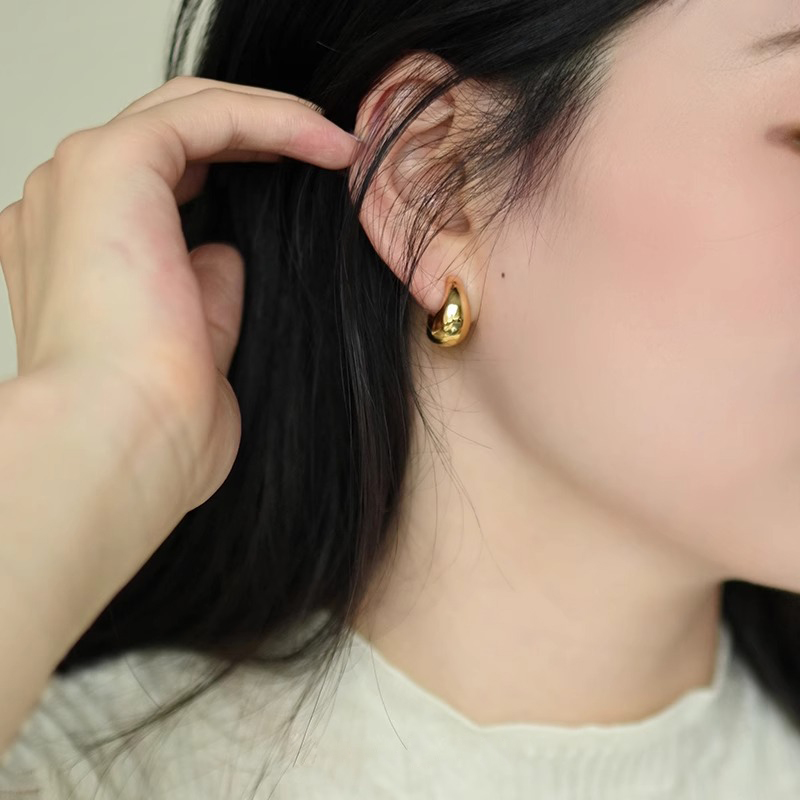 金色素圈轻奢金属高级感蚊香盘耳夹无耳洞女新款无痛耳环秋冬耳饰