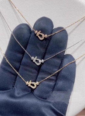 s925银闪钻马蹄扣手链高级感轻奢小众设计气质锁骨链2026新款爆款