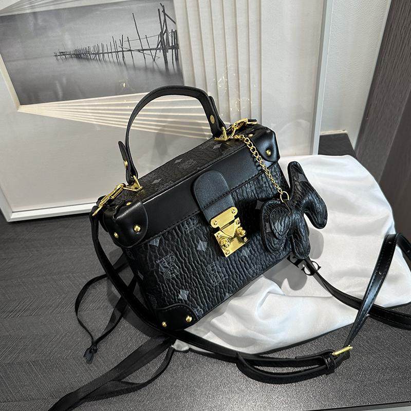 Clean Knоck大容量包包女2026新款通勤百搭斜挎包手提盒子水桶包,箱包皮具/热销女包/男包,小方包,淘宝优惠券,粉丝福利购,淘宝优惠卷