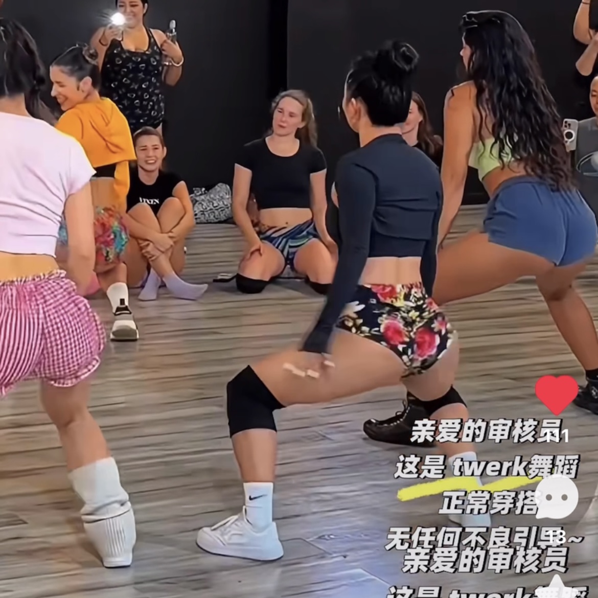 「法式花卉」电臀裤高弹运动短裤印花抽绳健身蜜桃臀抽皱OMG