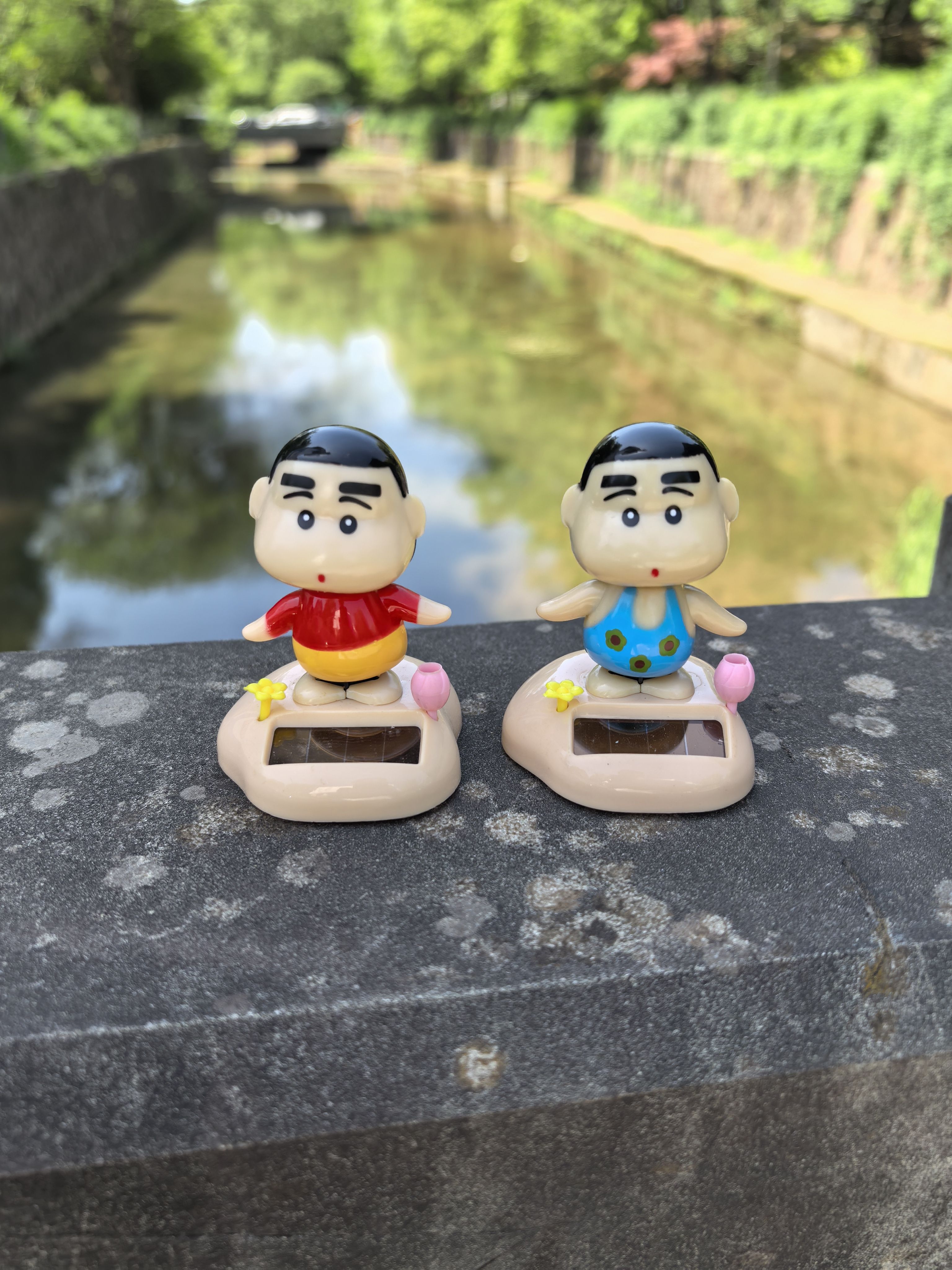 迷你蜡笔小新车饰车上车载摆件