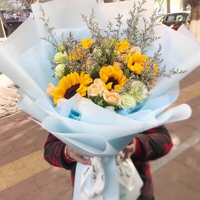 女王皇冠装饰 99朵红玫瑰花束七夕情人节520生日长春鲜花速递同城