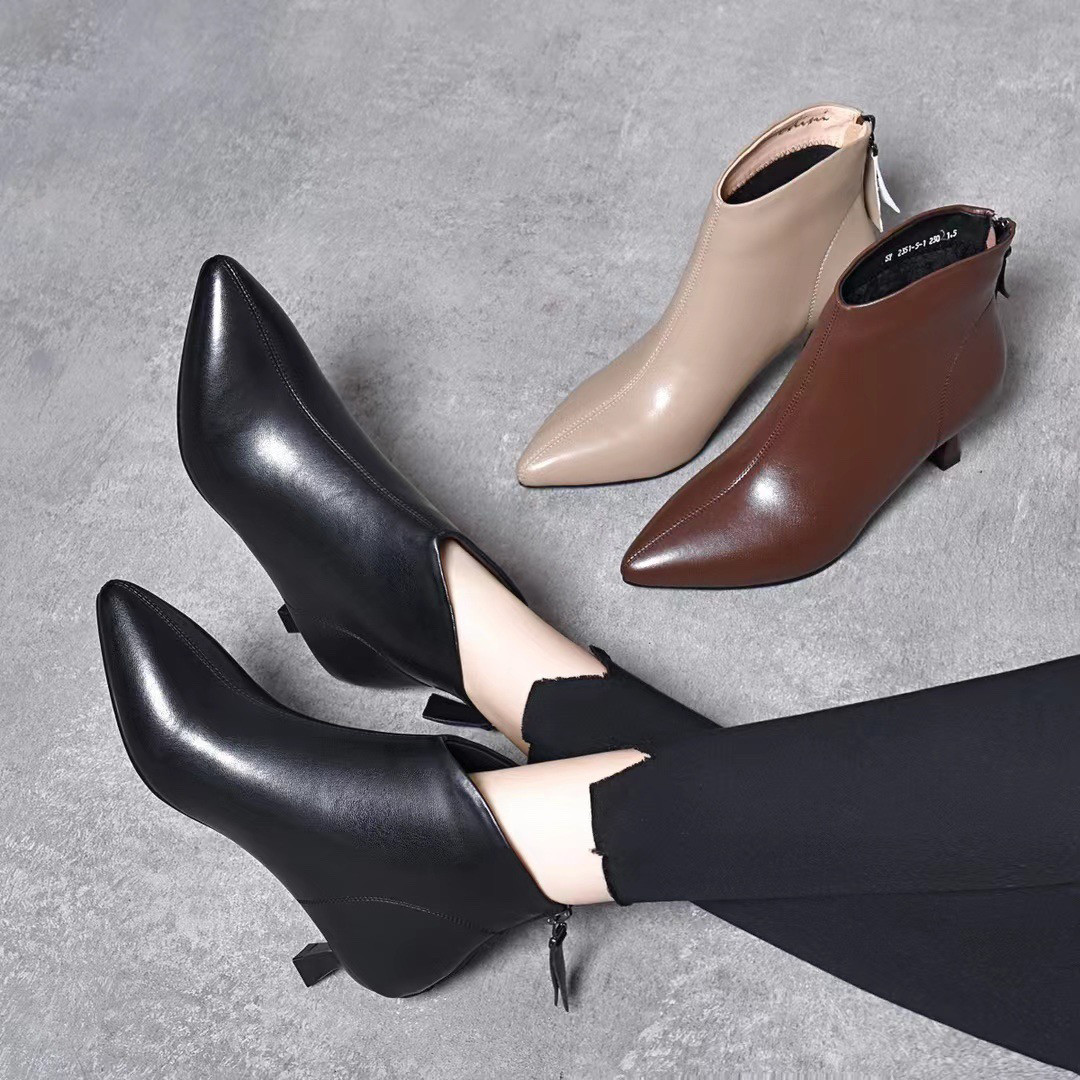 小跟短靴女春秋单靴2024新款尖头冬季加绒靴子低跟细跟裸靴及踝靴