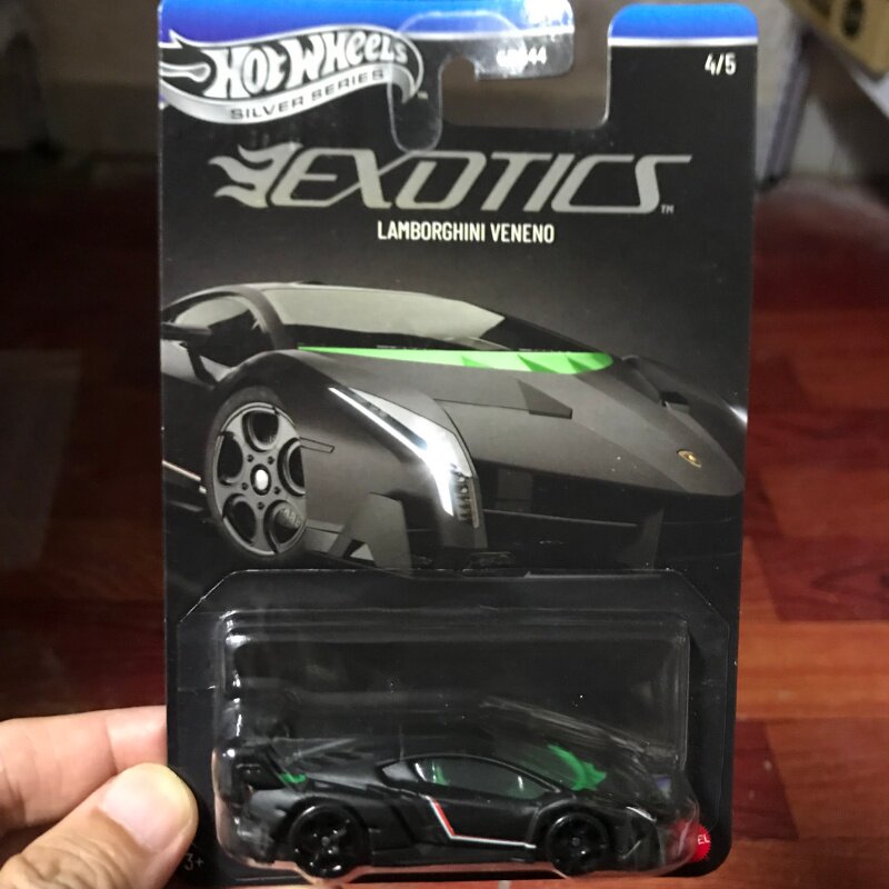 风火轮小跑车004兰博基尼黑