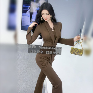 轻熟减龄套装 两件套2023春季 女 上衣喇叭裤 原创设计围巾领褶皱小衫