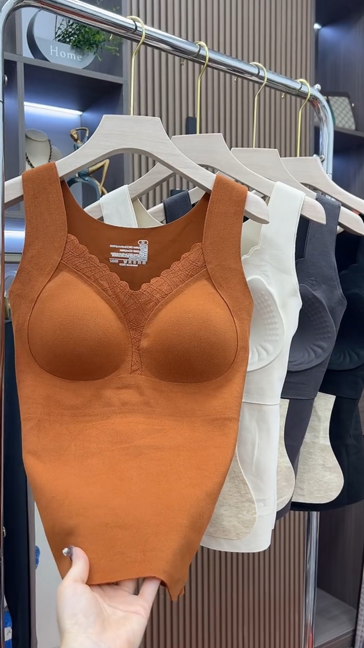 2025年新款秋冬保暖背心女内衣美背德绒加绒加厚打底聚拢蕾丝上衣