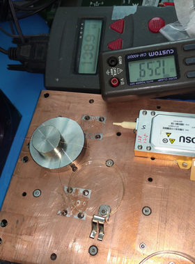 jdsu泵浦波长940nm光纤耦合激光器泵浦源芯径105um做好sma905接头