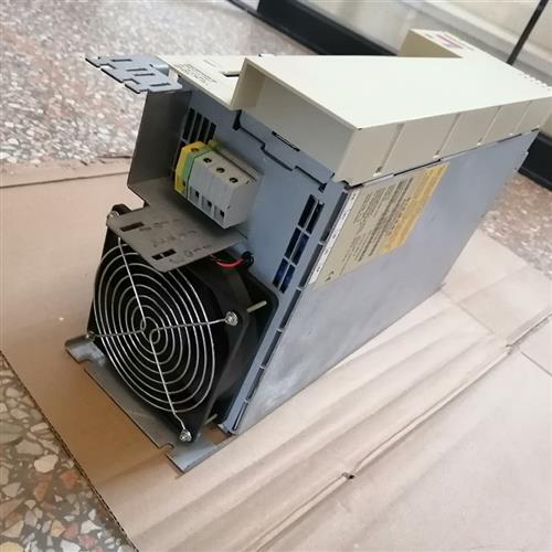 全新库存驱动器6SE7021-3TP50-Z  Z=C23+G全新议价