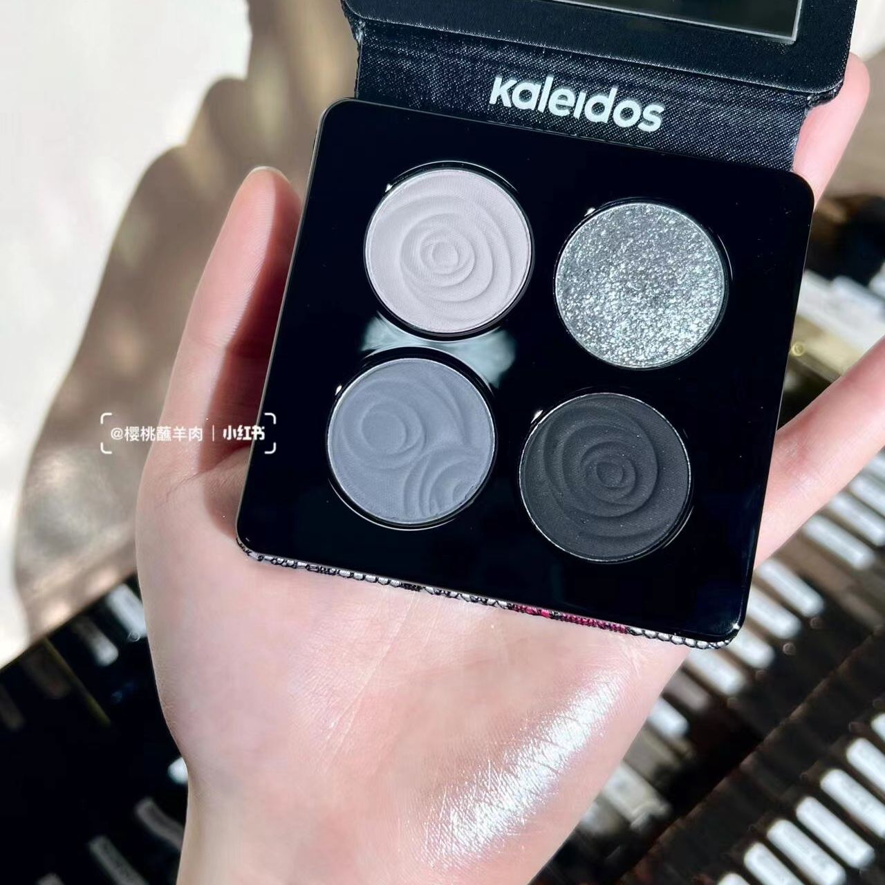 万花镜四色眼影盘服帖不飞粉