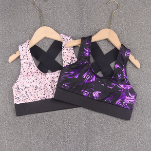 小可折扣 运动文胸女士交叉宽肩带跑步健身上衣紧身健身内衣 时尚