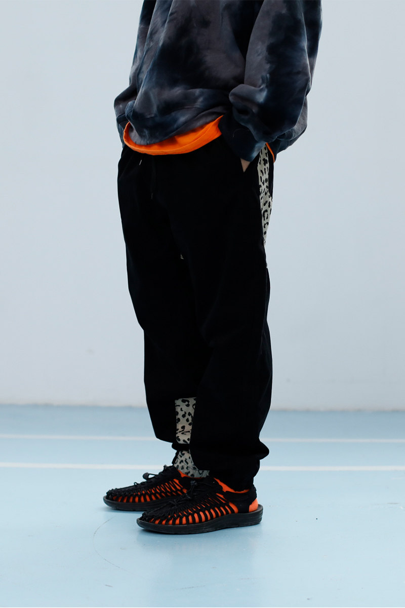 廢克賽文2019潮牌個性運動褲寬松直筒拼接豹紋黃褐色束腳休閑褲在類目 男裝, 休閒褲中 - 來自Buy2taobao.com提供專業的淘寶代購服務