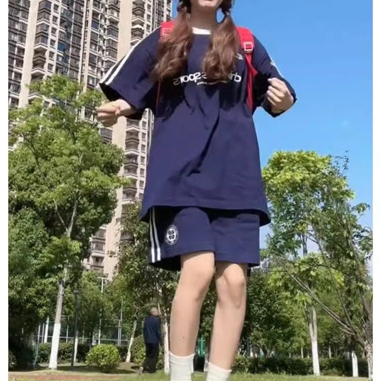学院风休闲运动服套装女夏季宽松时尚少女感短袖短裤跑步两件套潮