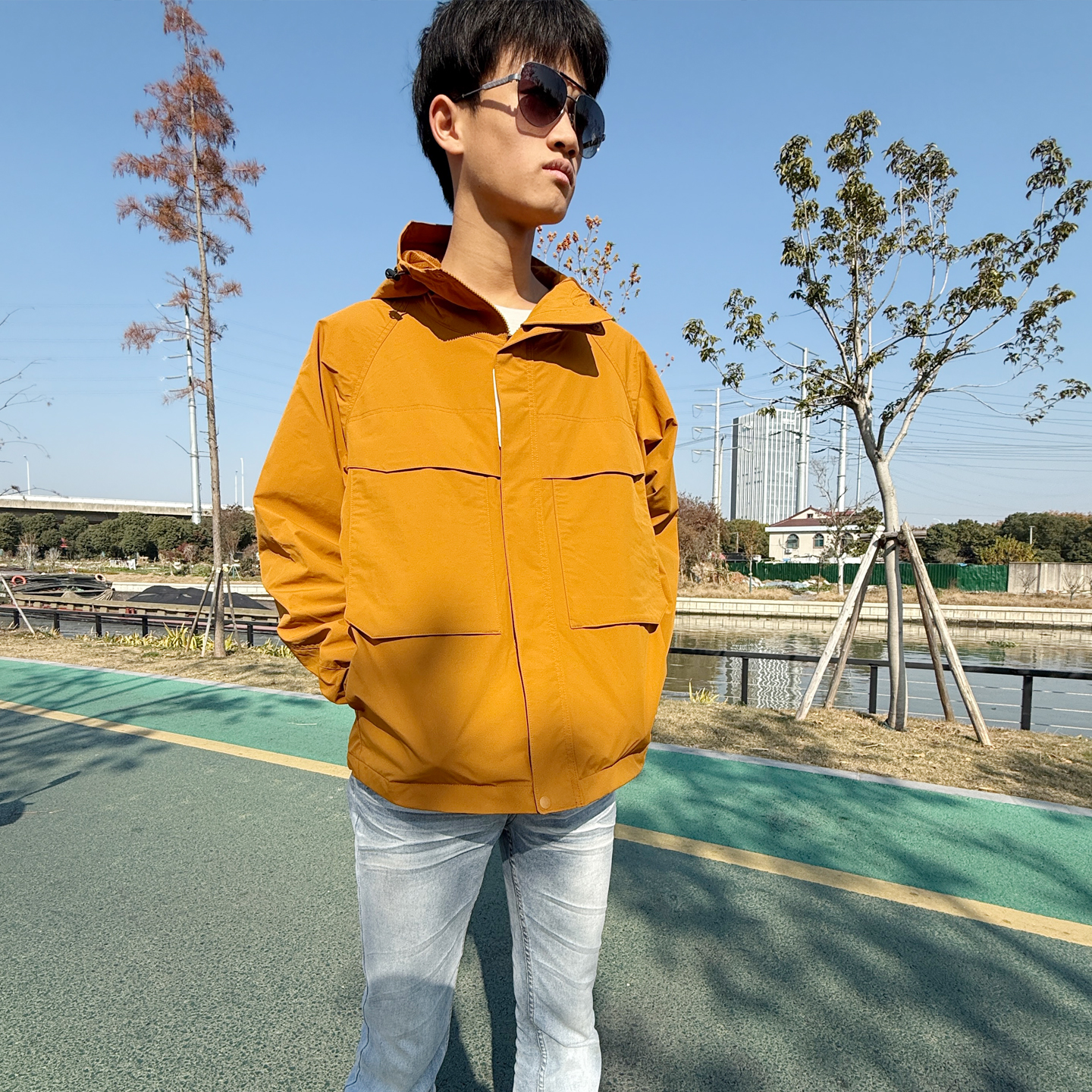 原单482213春秋男女装防风防水连帽外套夹克户外休闲冲锋衣478231