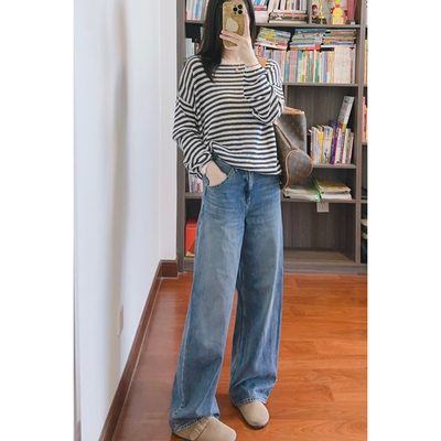 25秋冬新款女装男装宽松廓形修饰身形牛仔裤/弯刀镰刀裤子E479000