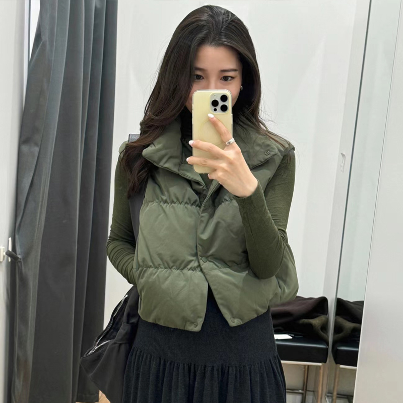 24款女装羽绒短款小个子叠穿背心外套夹克马甲469900款472014