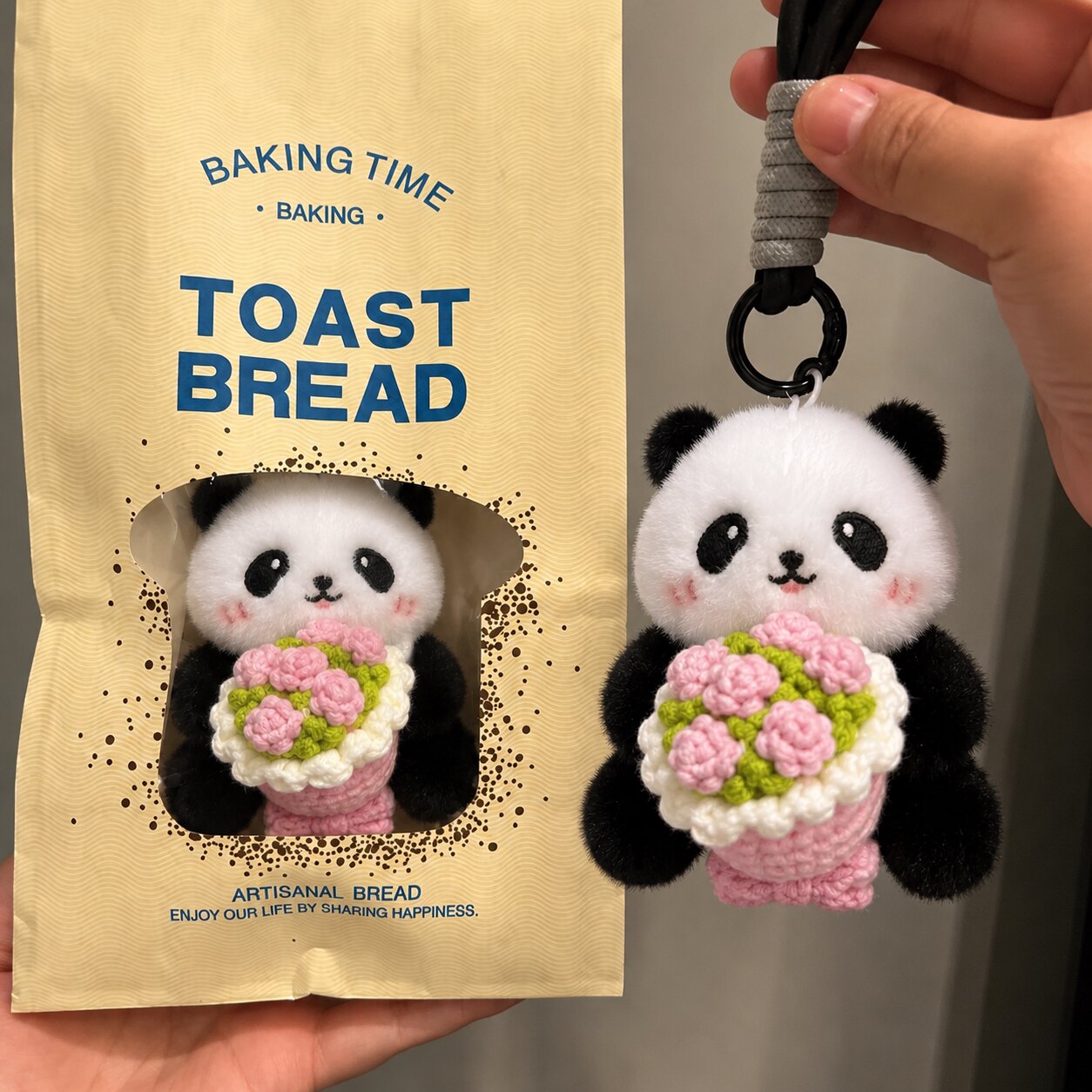 熊猫公仔手捧花玩偶公仔毛绒抱玩具挂件钥匙扣包包挂饰成都纪念品