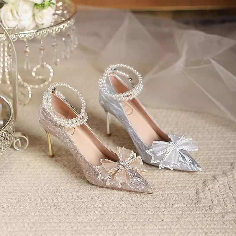 高跟鞋女2025新款婚纱秀禾婚鞋新娘鞋水晶蝴蝶结礼服银色高级珍珠