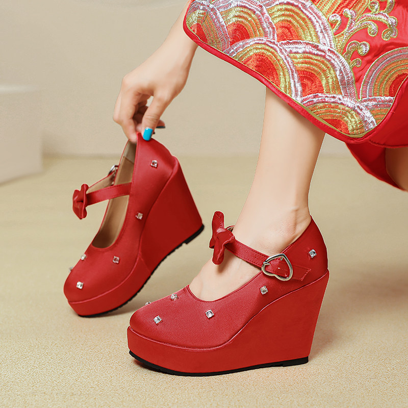 Giày cao gót nữ đế xuồng platform màu đỏ pha lê, gót 15 cm, phong cách Trung Hoa — Mơ 10cm, Mơ 15cm, Đỏ 10cm, Đỏ 15cm