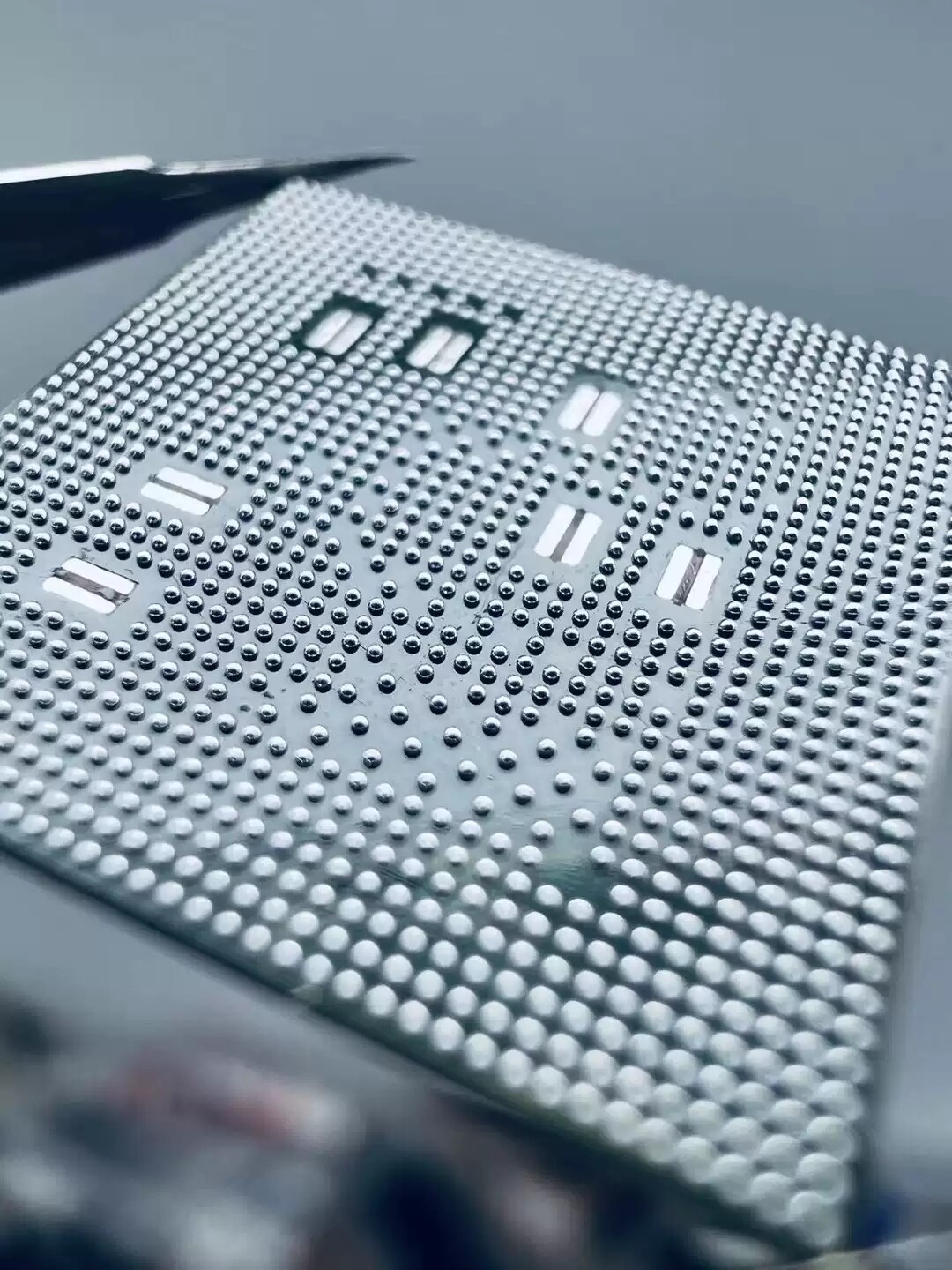 小米11工厂维修CPU保资料无WIFI无信号不进系统无限重启重摔进水