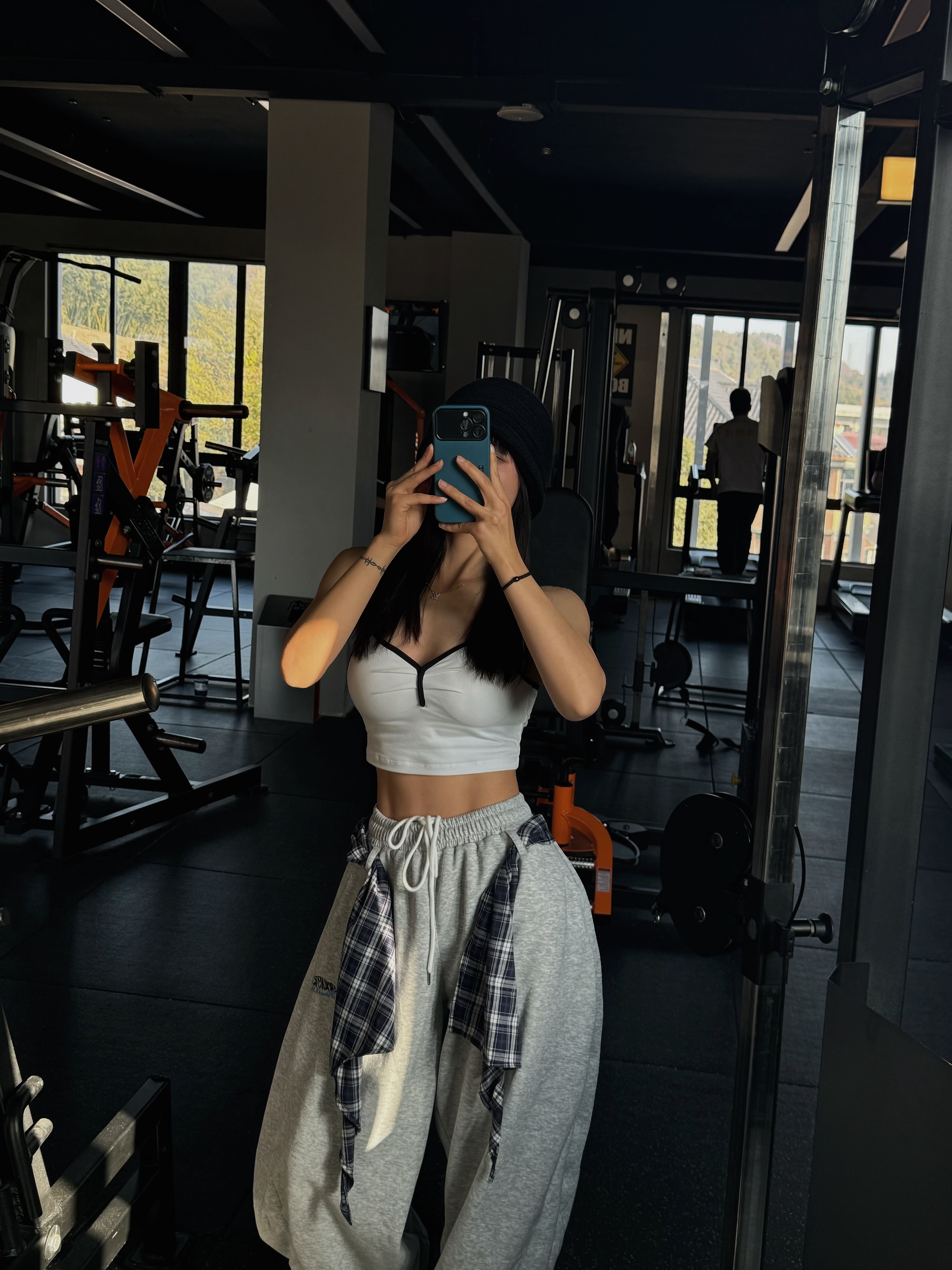 美式格子屁帘叠穿弯刀卫裤女宽松嘻哈街舞阔腿运动休闲拖地裤子