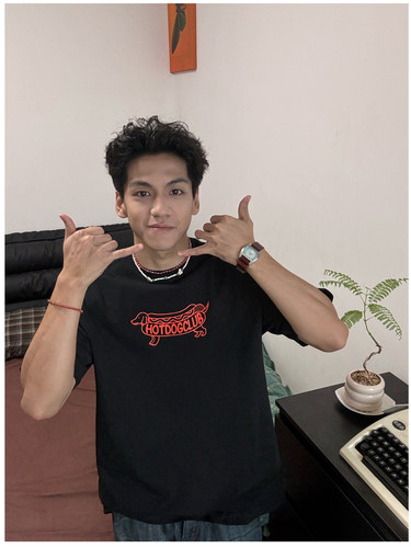 短袖T恤简约休闲男女款腊肠狗狗