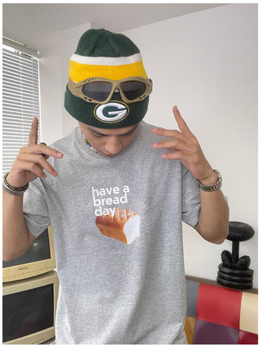 短袖T恤情侣款男女面包印花