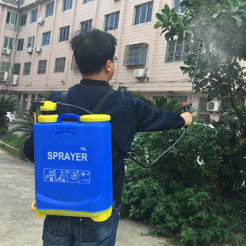 家用手压背负式喷雾器压力浇花喷壶园艺果树手动老式打药机16l