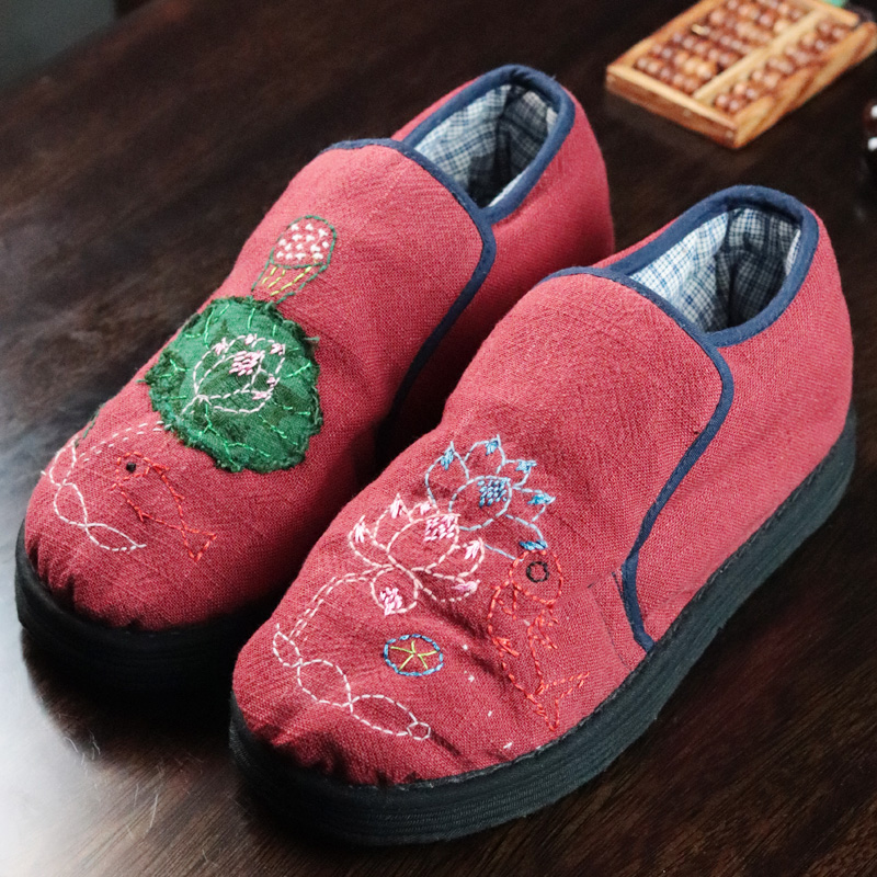 纯手工千层底女士保暖棉鞋手绣花